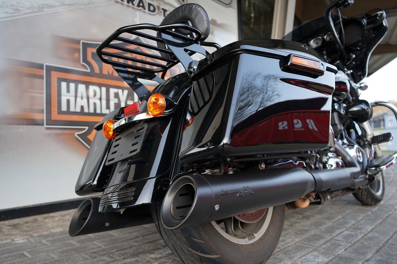 Fahrzeugabbildung Harley-Davidson Street Glide Special 107 FLHXS mit viel Zubehör