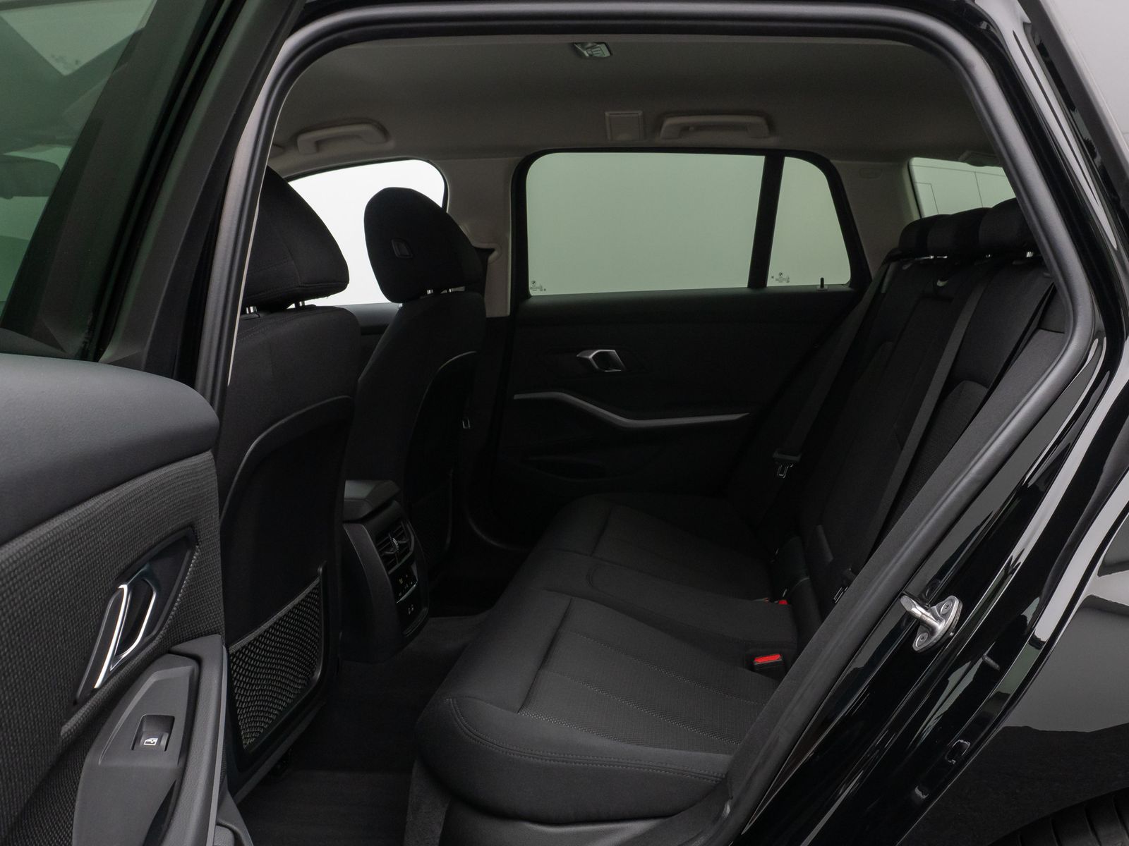 Fahrzeugabbildung BMW 320d xD DAB CockPitPro Geschwindigkeitsreg AHK