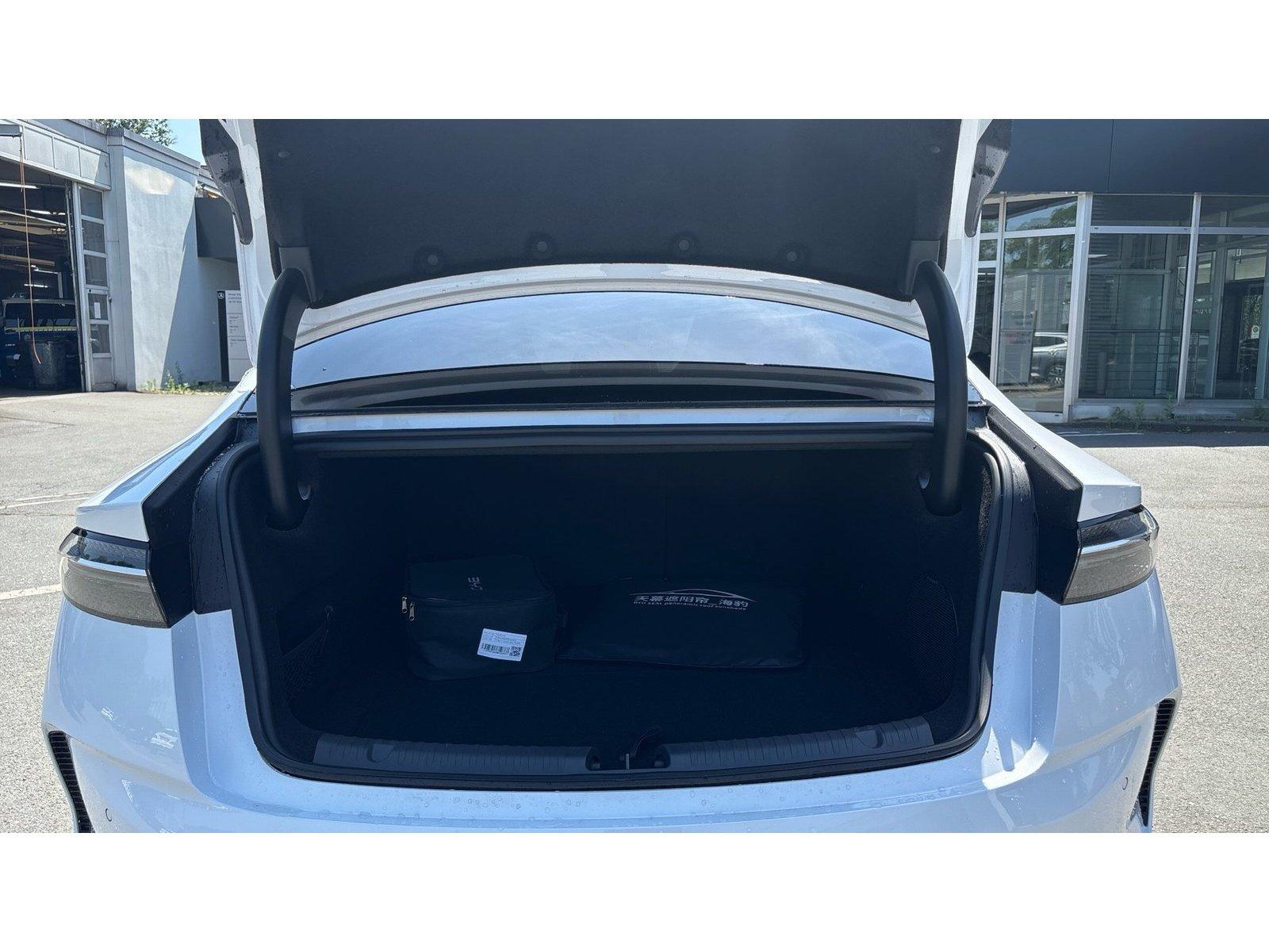 BYD SEAL Excellence AWD Panorama 360°-Kamera Head-Up