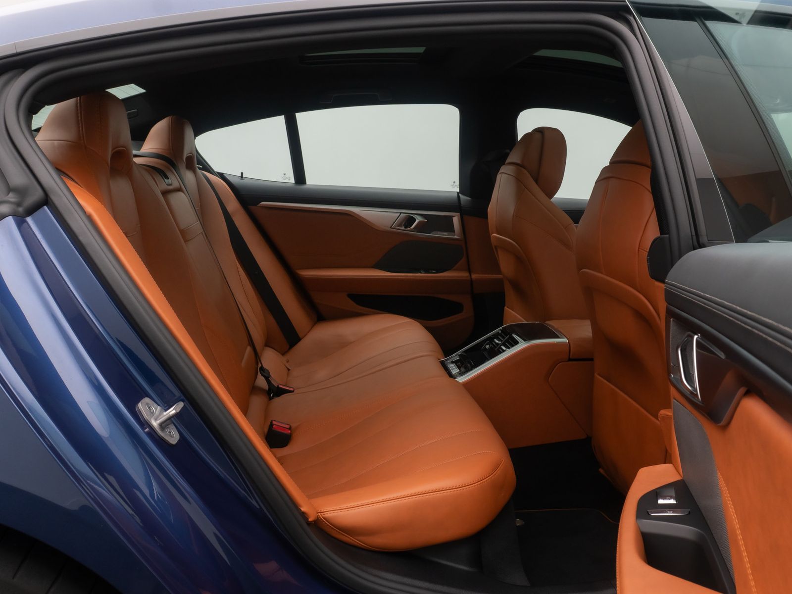 Fahrzeugabbildung ALPINA B8 4.4 Bi-Turbo 360&deg; DAB Laser Individual 21Zoll