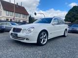 Mercedes-Benz E 500 T Avantgarde BiXenon Memory HarmanKardonSD - Mercedes-Benz E 500: Kombi