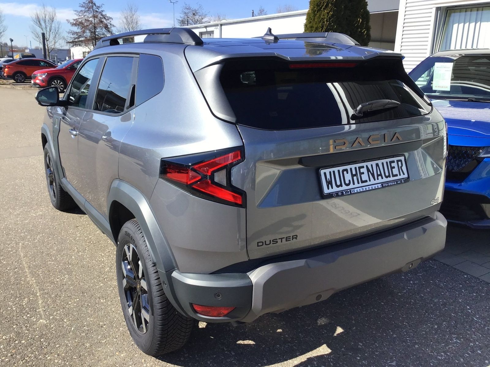 Fahrzeugabbildung Dacia Duster TCe 130 4x4 EXTREME/ALLRAD/SHZ/NAVI/