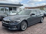 BMW 320d xDrive Luxury Line M-LENK HUD PANO 360 ACC - BMW 320 mit Diesel-Antrieb: 320d Xdrive