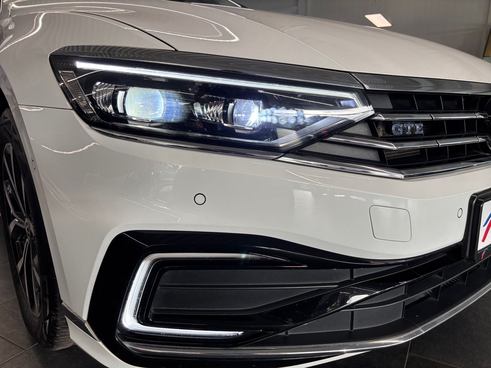 Volkswagen Passat Variant - Bild 5