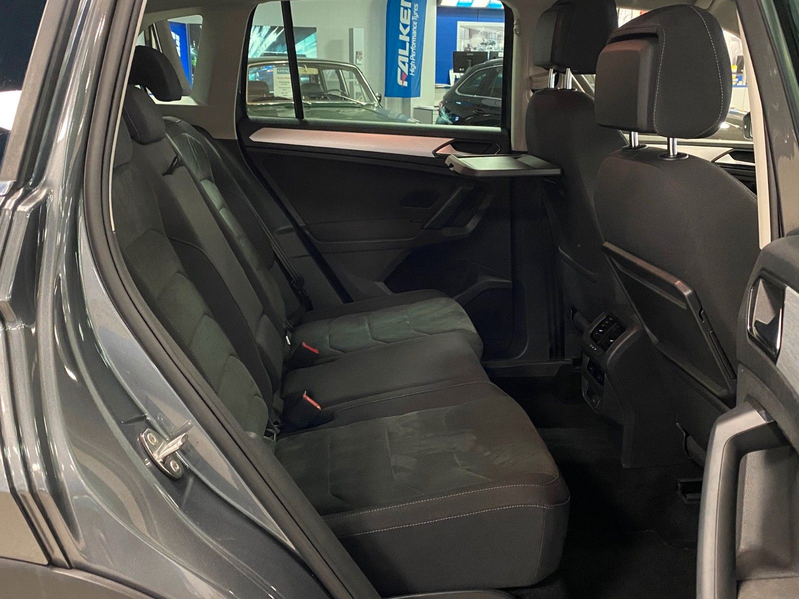 Fahrzeugabbildung Volkswagen Tiguan 1.4 TSI DSG 4MOTION Comfortline+ACC+AHK++
