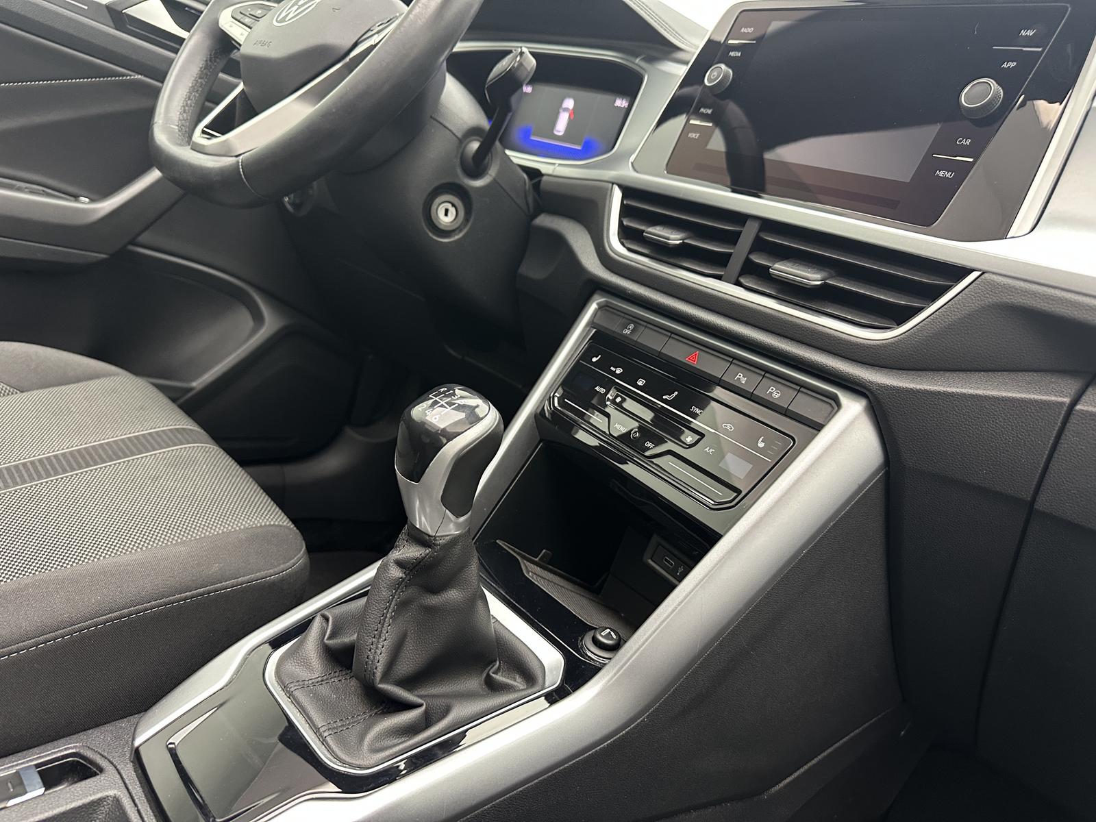 Volkswagen T-Roc Style "CAM-SITZH-MULTI-ACC-ALU", миниатюра 13