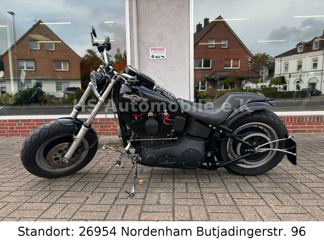 Harley-Davidson FXST Softail Custom Jekill & Hyde Anlage