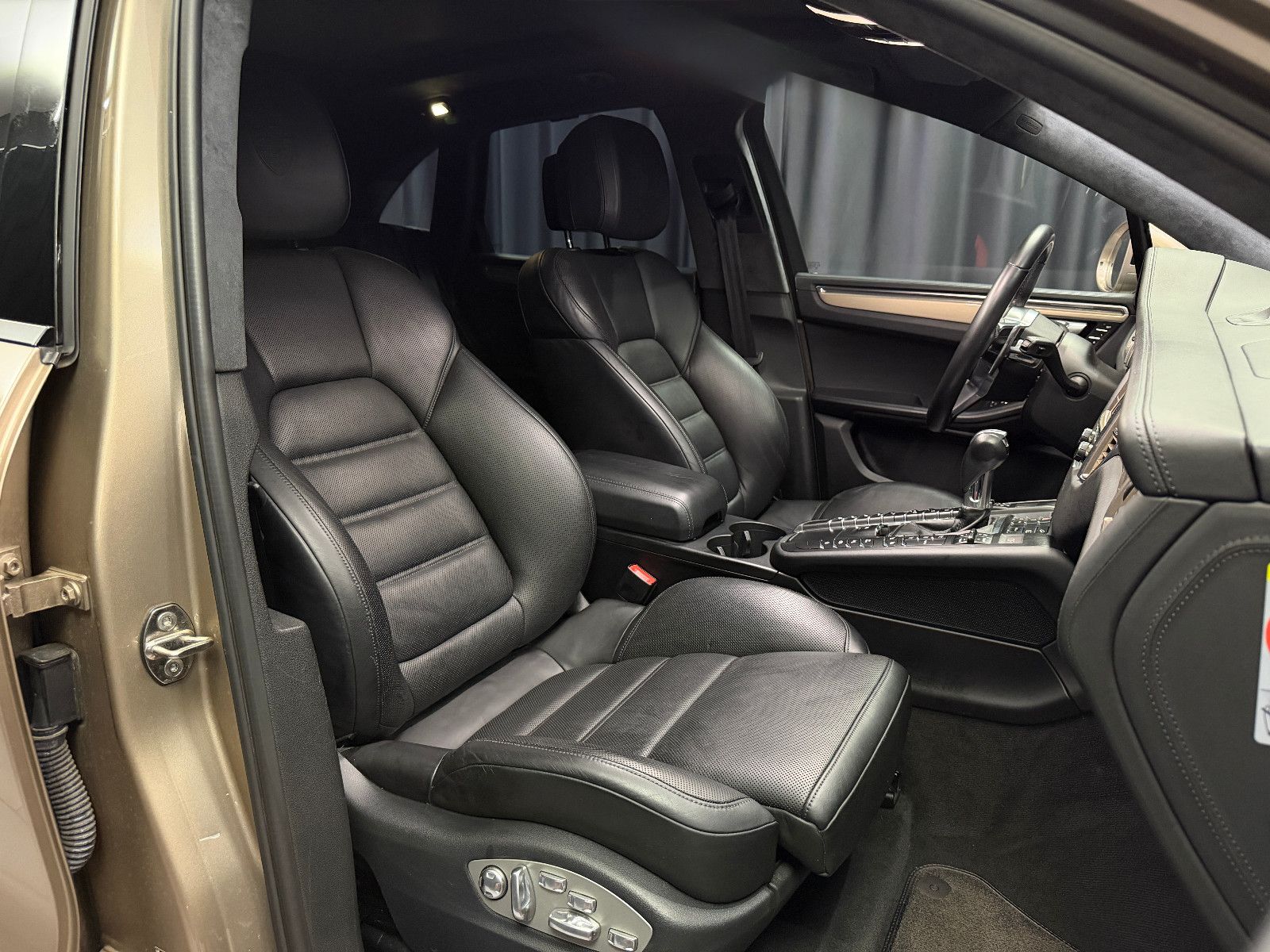 Fahrzeugabbildung Porsche Macan S Diesel |PANO|360°|LED|BOSE|VOLL