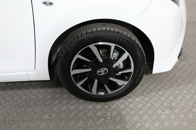 Toyota Aygo 1.0 x-final *CAM*DAB*KLIMA*TEL*