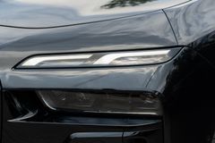 BMW 740 – 8 / 33