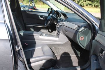 Mercedes E 350 - 8