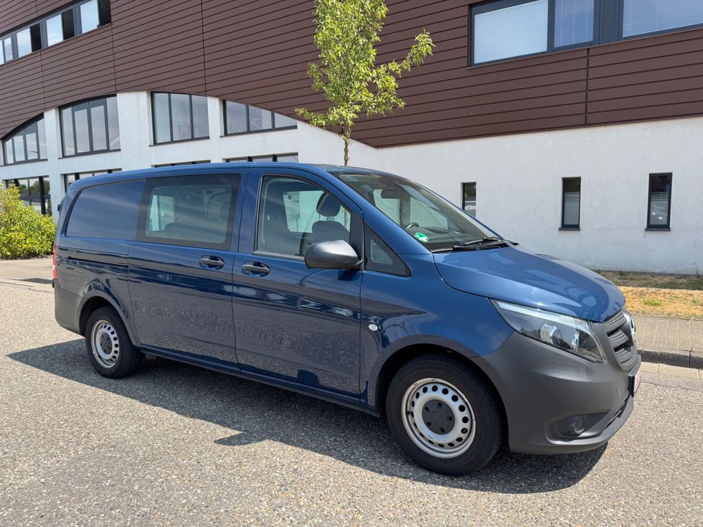 Image of Mercedes-Benz Vito
