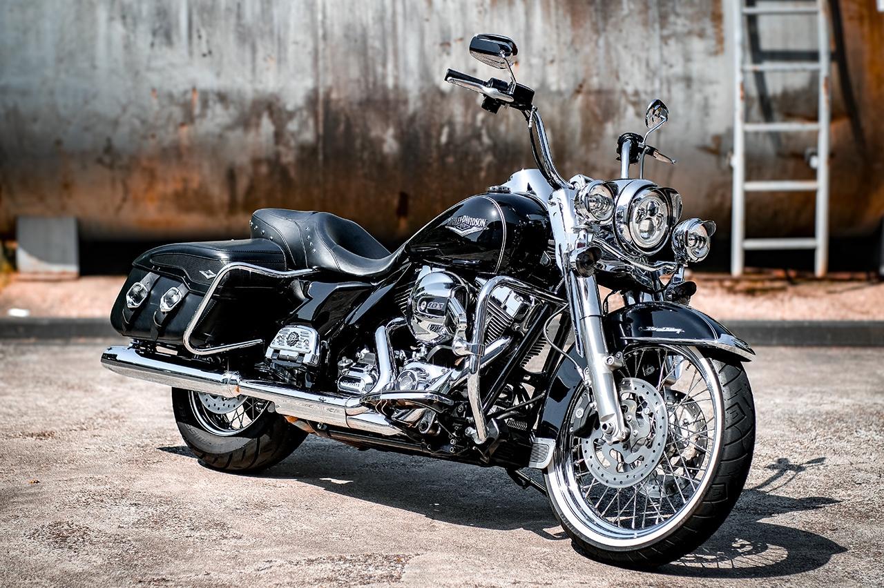Harley-Davidson FLHRC Road King Classic 103 - Wilbers - 21 Zoll