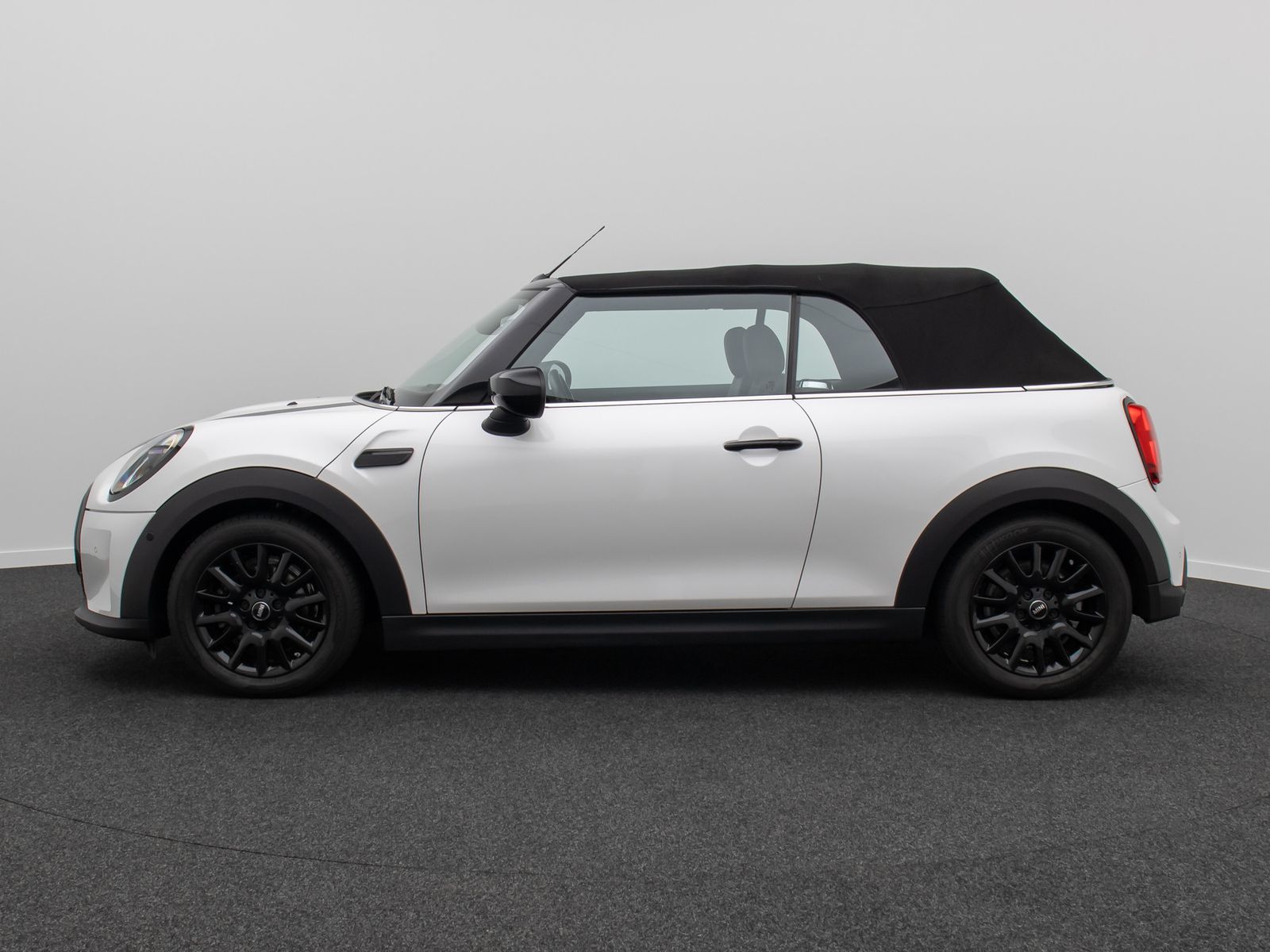 Fahrzeugabbildung MINI Cooper Cabrio HUD Kamera H/K Komfort DAB Voll