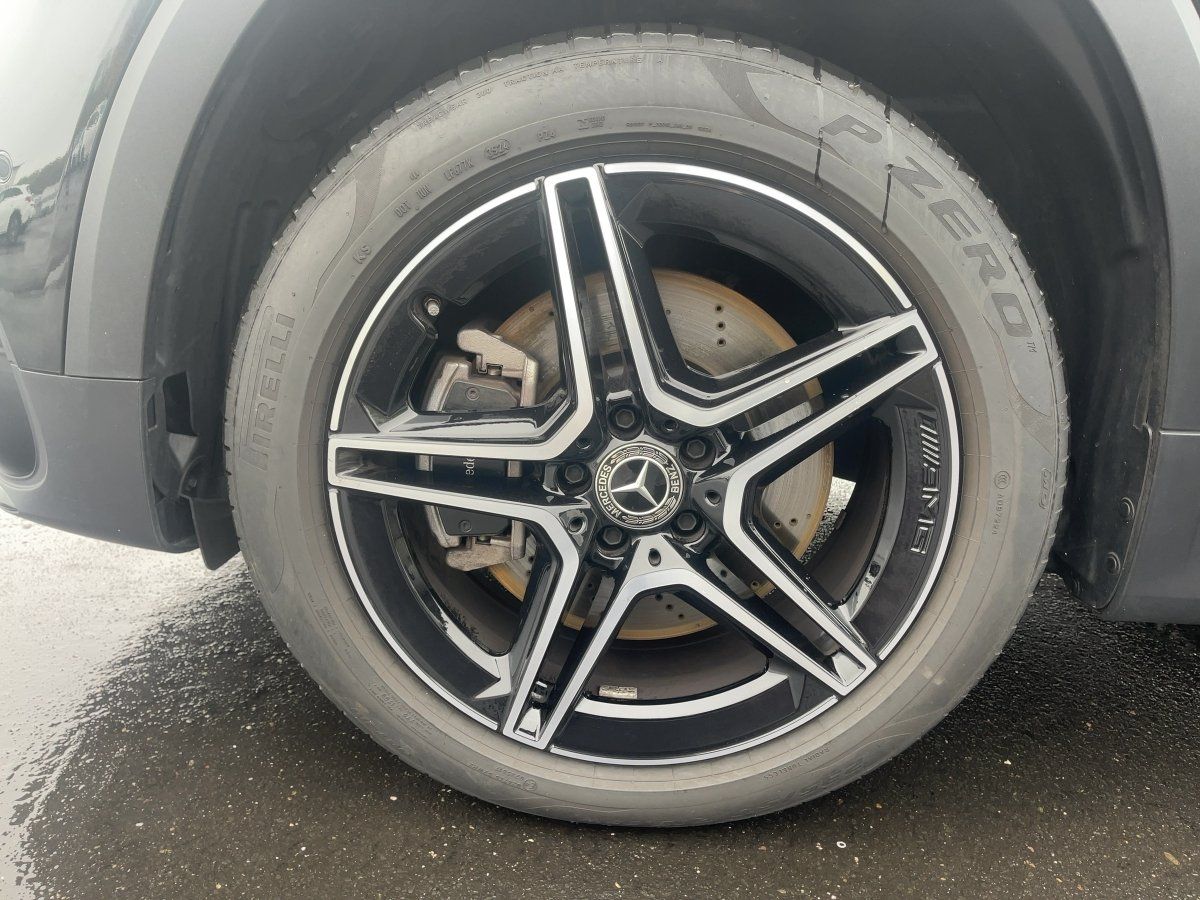 Fahrzeugabbildung Mercedes-Benz GLB 220 d 4M AMG/Night/Kamera/AHK/19''