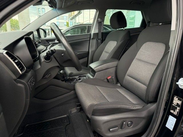 Fahrzeugabbildung Hyundai Tucson Advantage 177PS Allrad/Krell/Navi/Kamera!