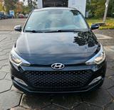 Hyundai i20 1.2 Benzin | 2016 | Top Zustand - Hyundai i20 Gebrauchtwagen in Hannover