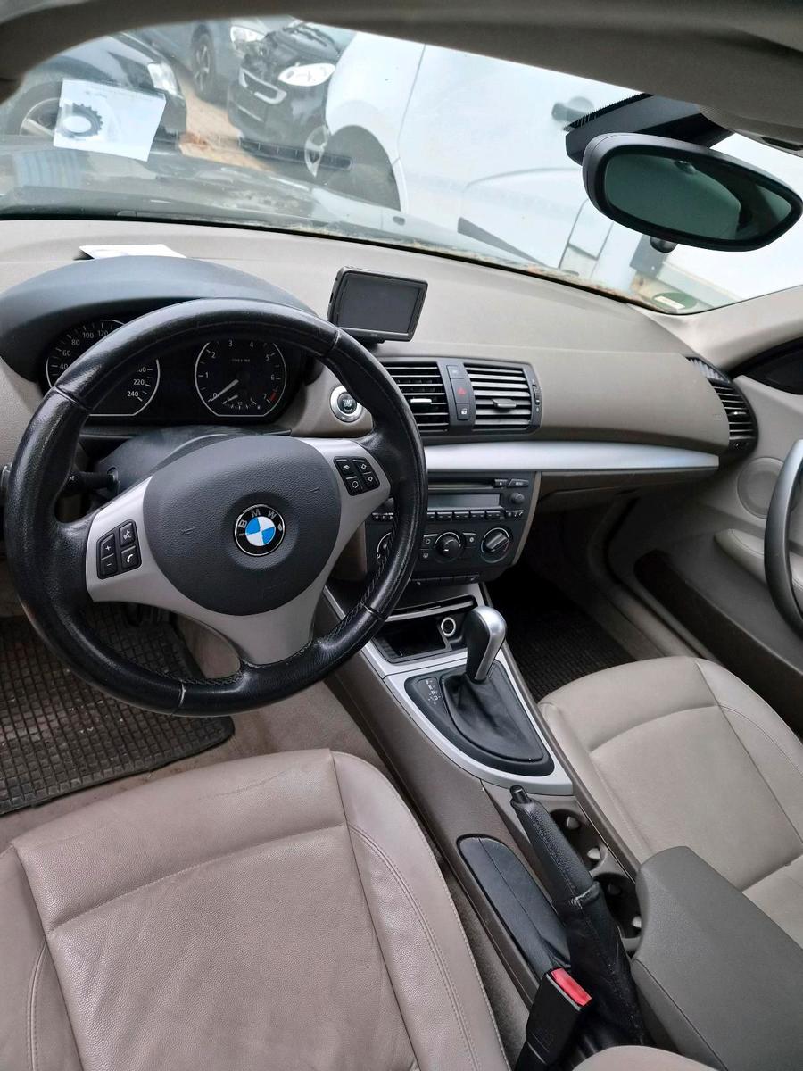 BMW 118 2005 — photo 9