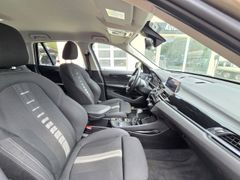 Fahrzeugabbildung X1 xDrive 18 d Sport Line