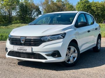 Ein Dacia Sandero Sandero 3 Essential TCe 90 Radio im Leasing