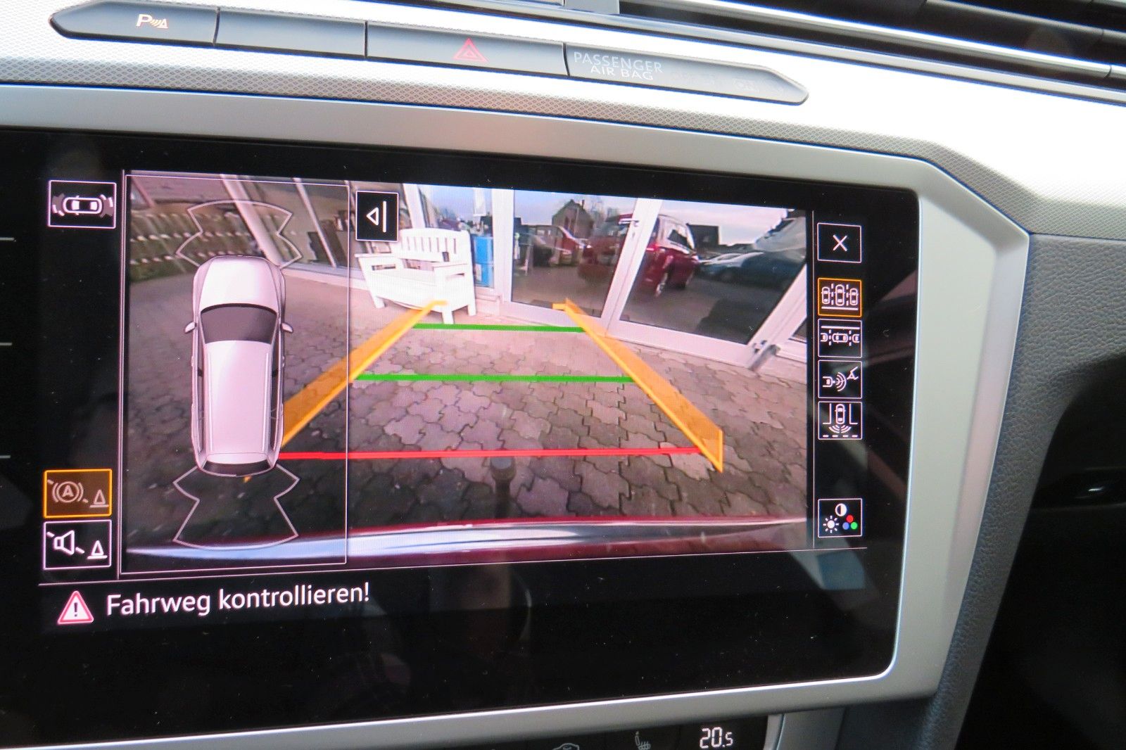 Fahrzeugabbildung Volkswagen Comfortline ACC LED KAMERA AHK NAVI APP-CONNECT
