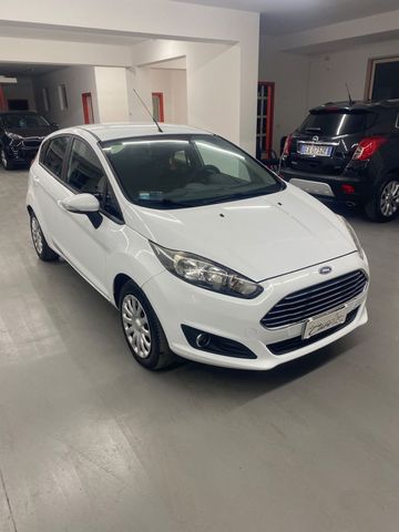 Ford Fiesta 1.5 TDCi 75CV 5 porte Business