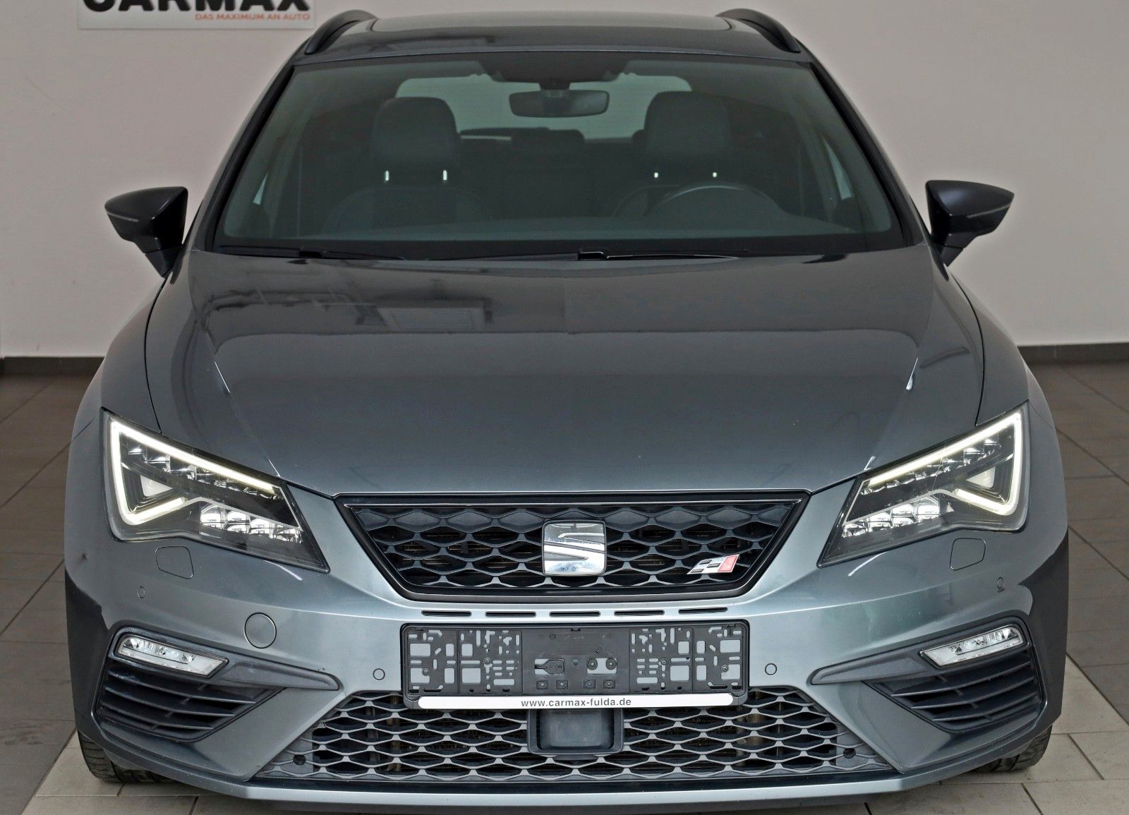 Fahrzeugabbildung SEAT Leon ST Cupra 300 4Drive TLeder,Navi,LED,PanDach