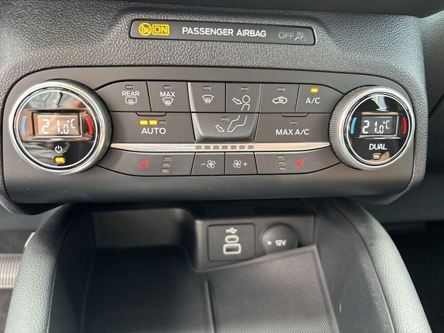 Fahrzeugabbildung Ford Kuga 2.5l PHEV Titanium #PHEV #GJR #Klima Titan