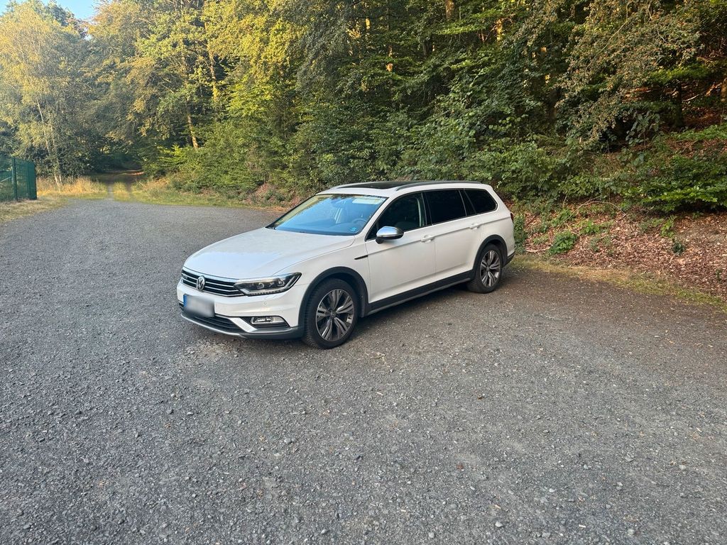 Image of Volkswagen Passat Alltrack