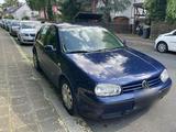 Volkswagen Golf IV 1,4 - 16V 5-Türer Klima 2. Hand TÜV - Volkswagen Golf: 16 Iv