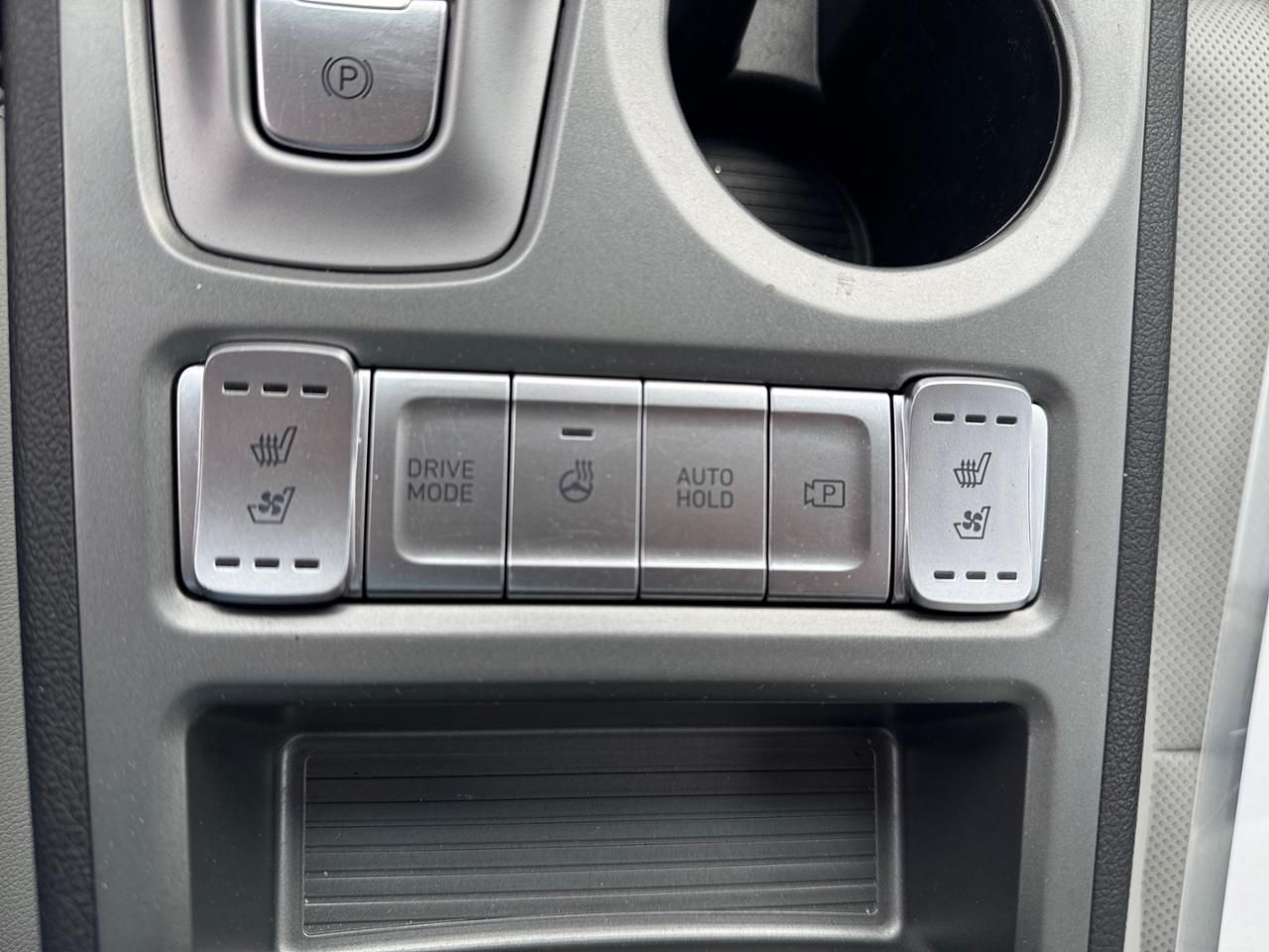 Fahrzeugabbildung Hyundai KONA PRIME *LEDER*HEADUP*NAVI*KRELL*SHZ*LHZ*RFK*