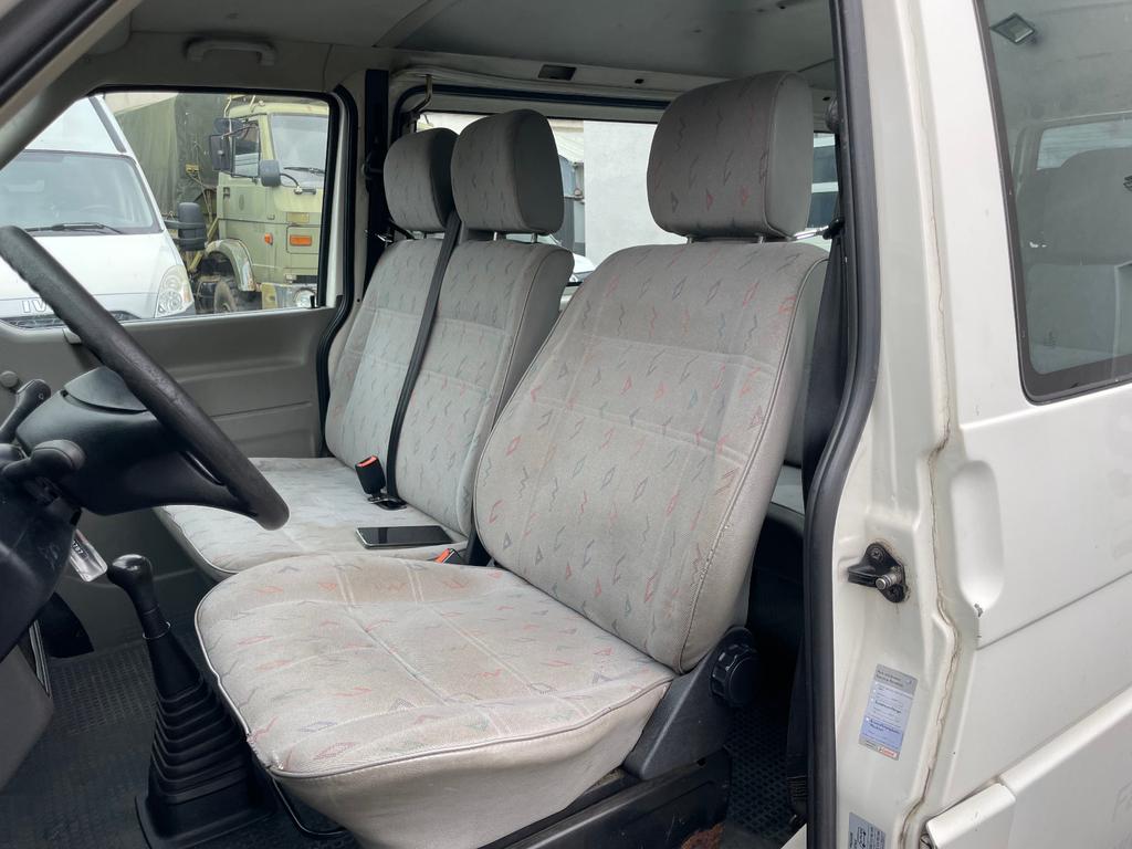 Volkswagen T4 Caravelle