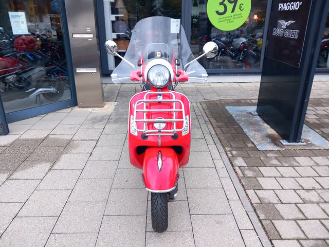 Vespa GTS 300 Super