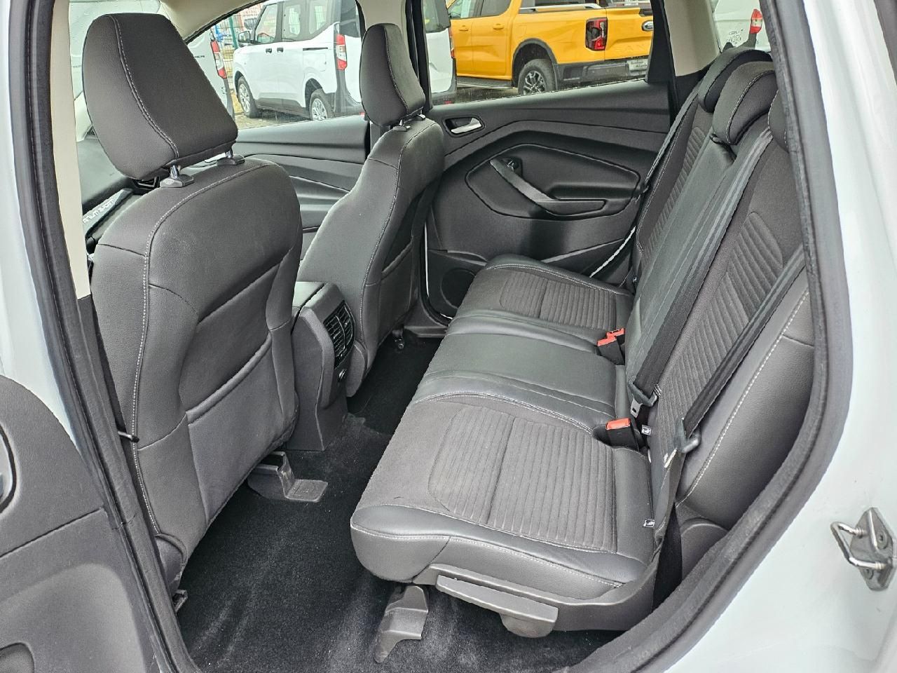 Fahrzeugabbildung Ford Kuga Titanium