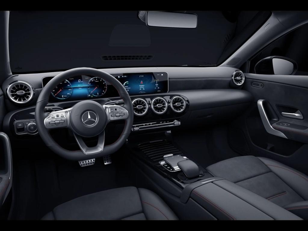 Mercedes-Benz A 250 AMG SHZ MULTIBEAM NAVI KAMERA