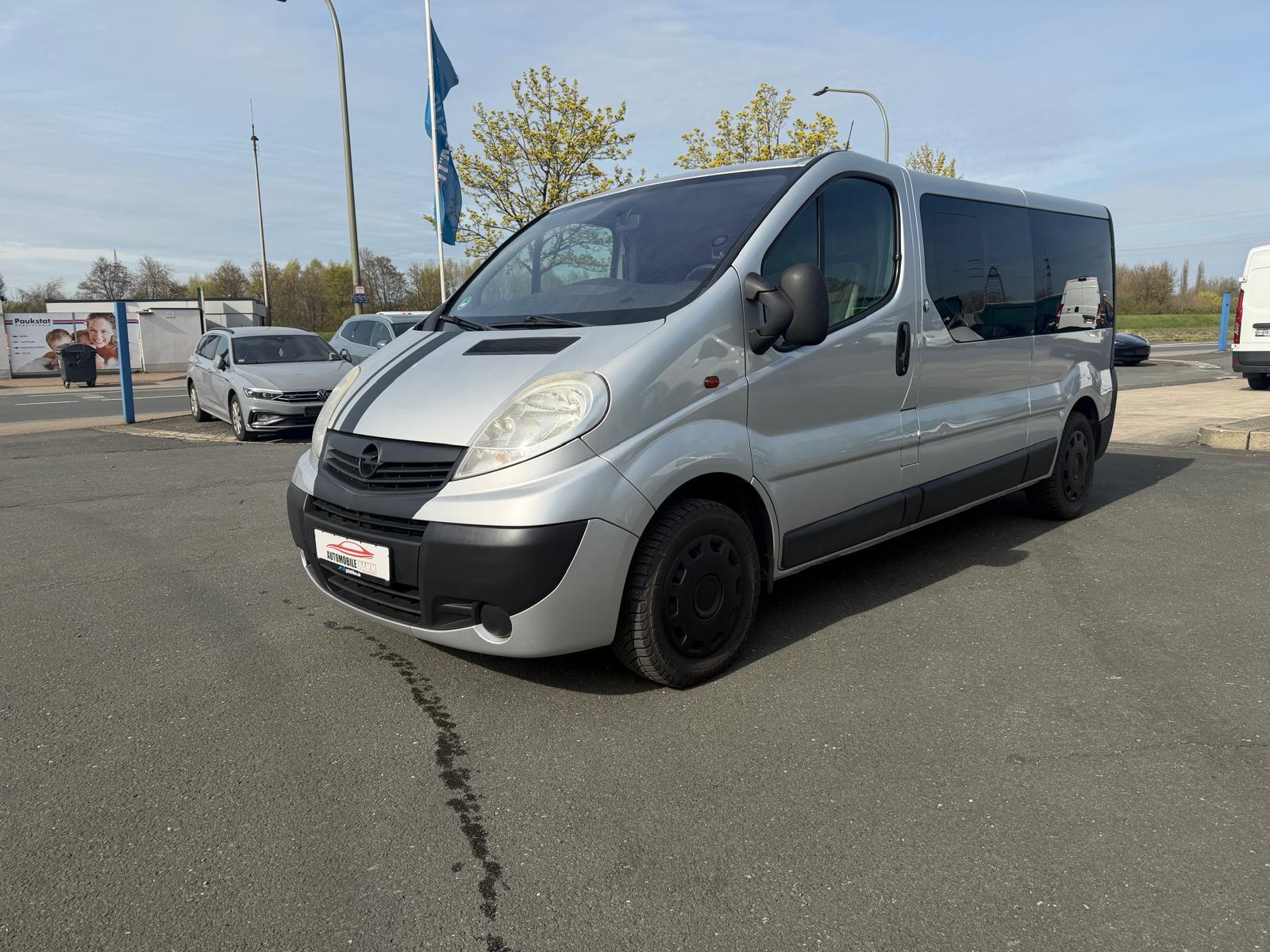 Opel Vivaro/Kombi Kombi L2H1 2,9t//9 Sitzer