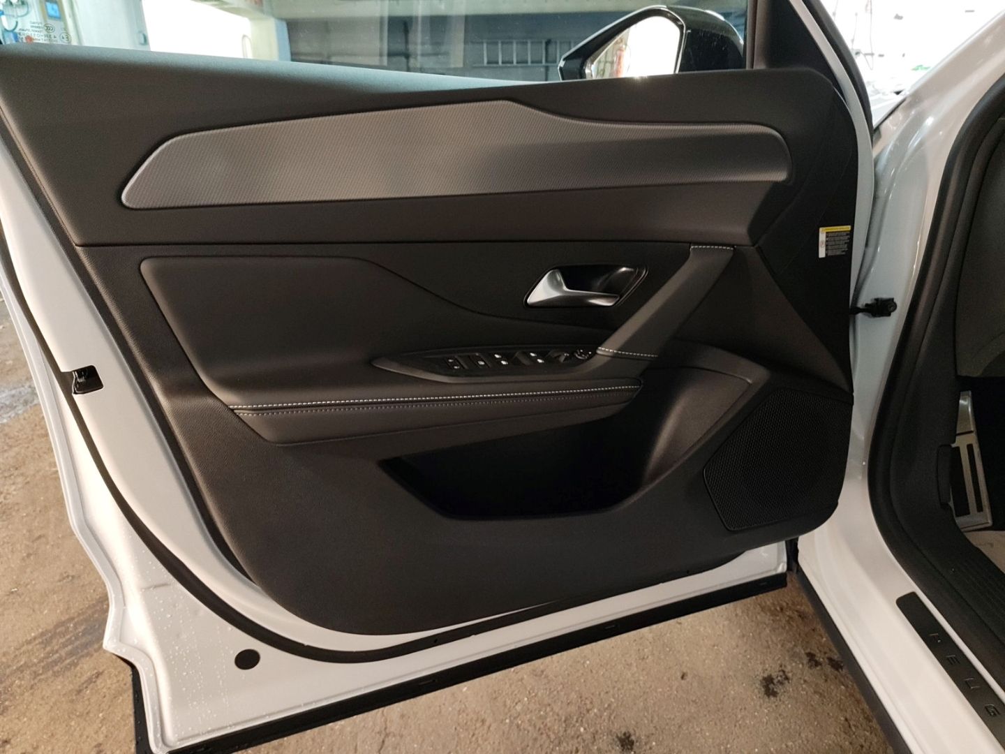 Peugeot 408 - Bild 13