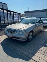 Mercedes-Benz Mercedes benz E class - Mercedes-Benz 220: Cla