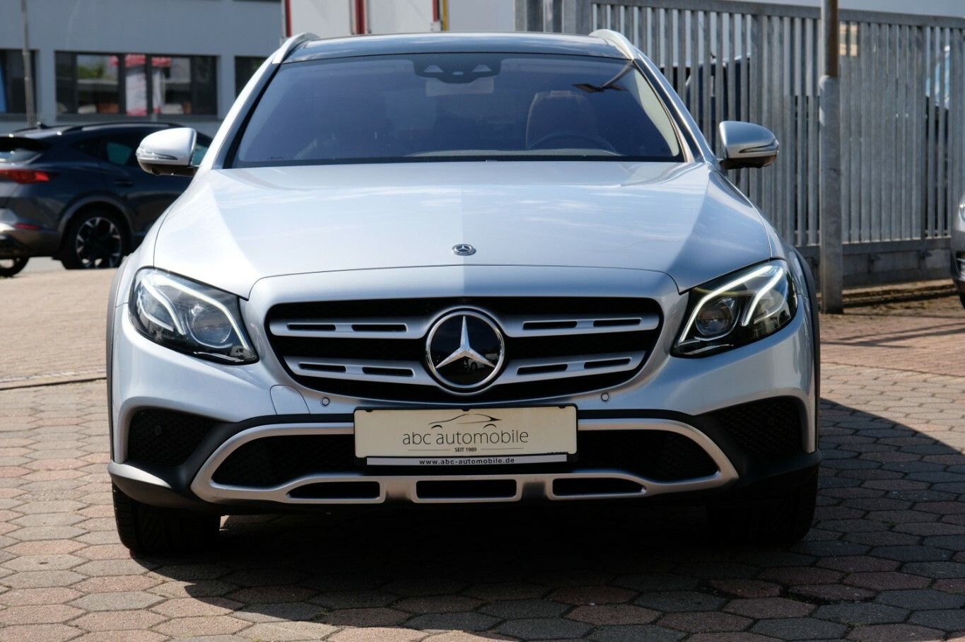 E 220 d 4Matic All-Terrain AHK LED Leder