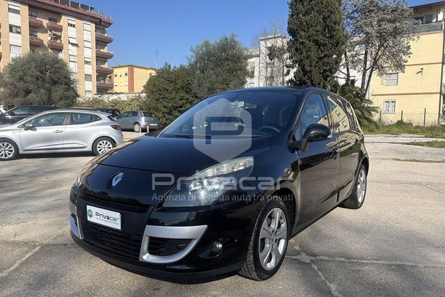 Renault RENAULT Scénic X-Mod 1.9 dCi 130CV Dynamique