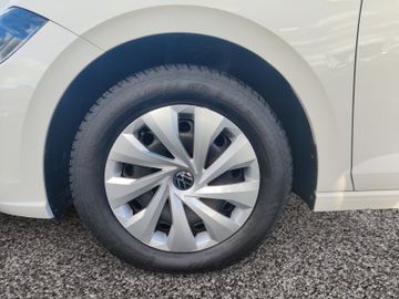 Volkswagen Polo - 11