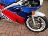 Honda VFR 750 R RC30 - Offers matching your search criteria