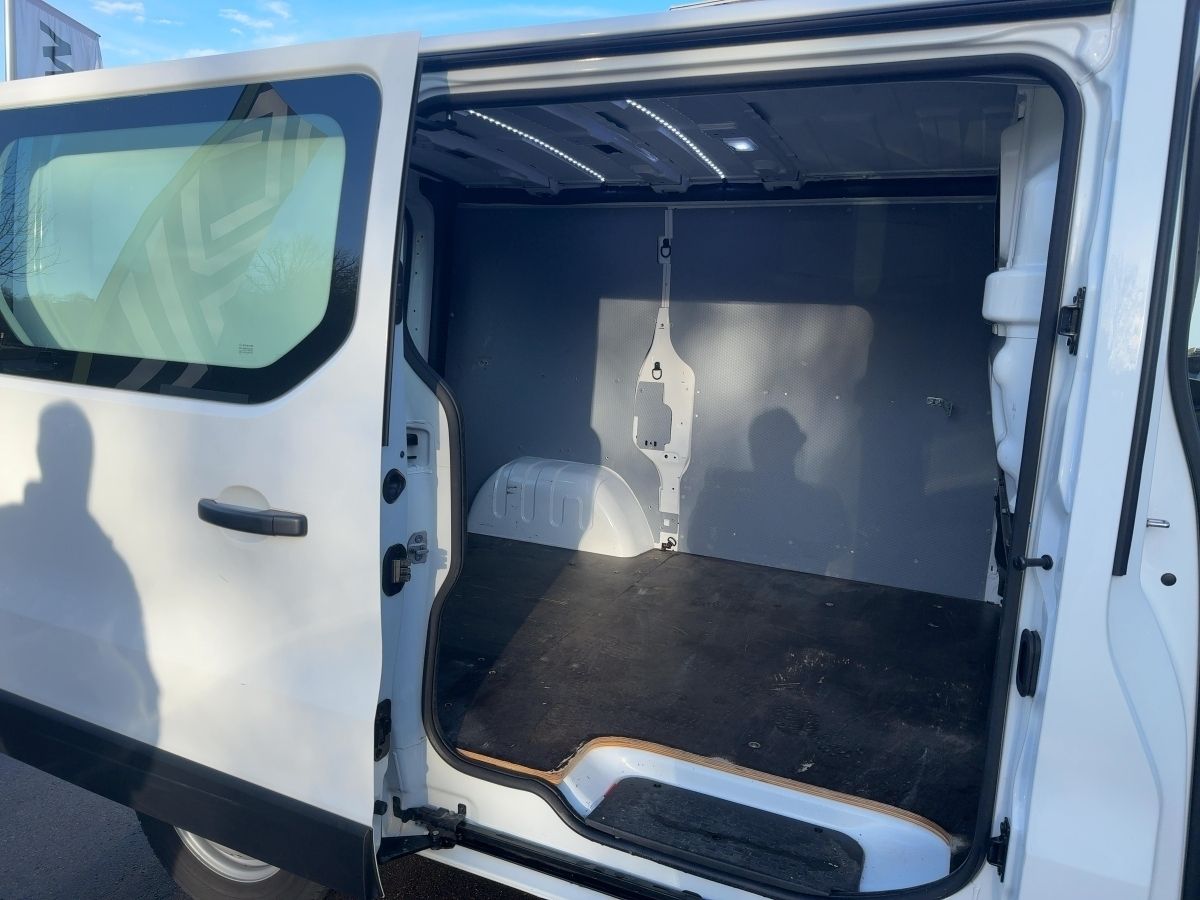 Fahrzeugabbildung Renault Trafic Lkw Komfort L1H1 3,0t ENERGY dCi 120 AHK