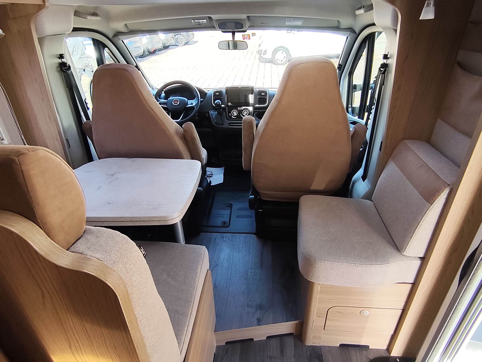 Fahrzeugabbildung LMC Cruiser V 646 G