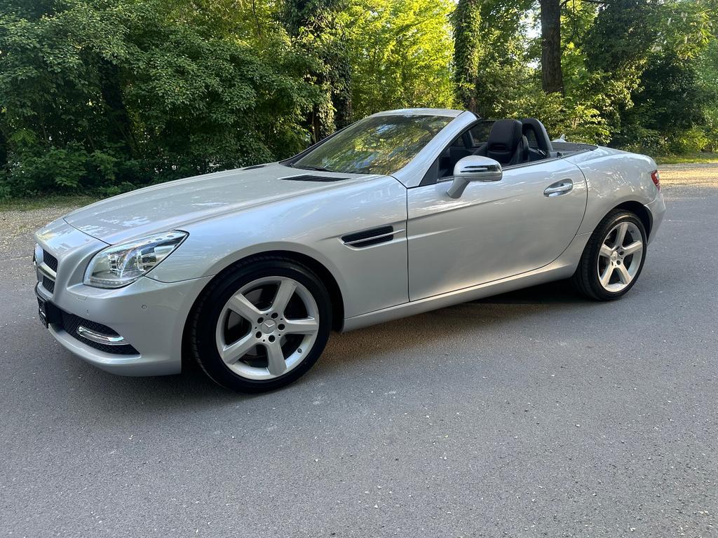 Mercedes-Benz SLK 300