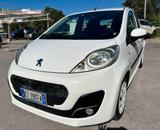 Peugeot PEUGEOT 107 1.0 Active C/A 5p - 2014 - Peugeot 107: Automatik