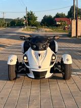 Can-Am Spyder RSS - Can-Am Quad
