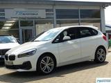 BMW 218 Active Tourer Advantage AHK+LED+Cam+PDC+Shzg - weiße BMW 218 Active Tourer