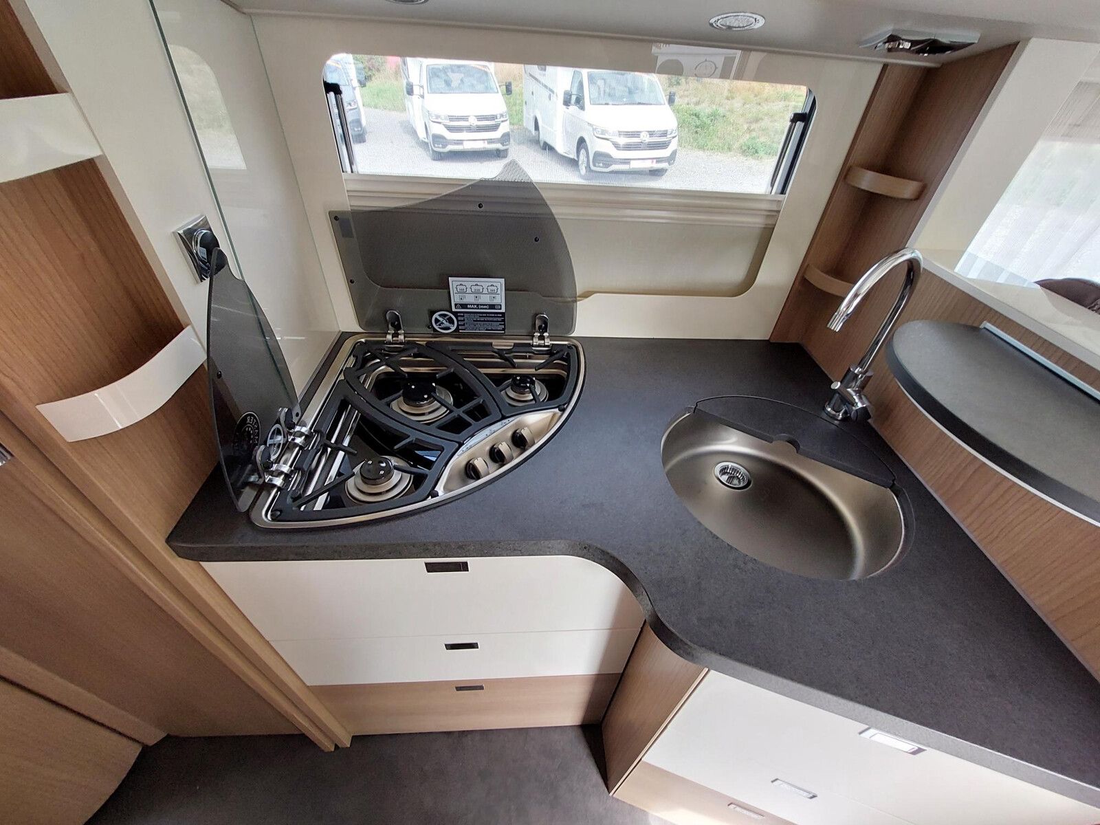 Fahrzeugabbildung Malibu I 460 KB LE comfort Automatik Markise AKTION