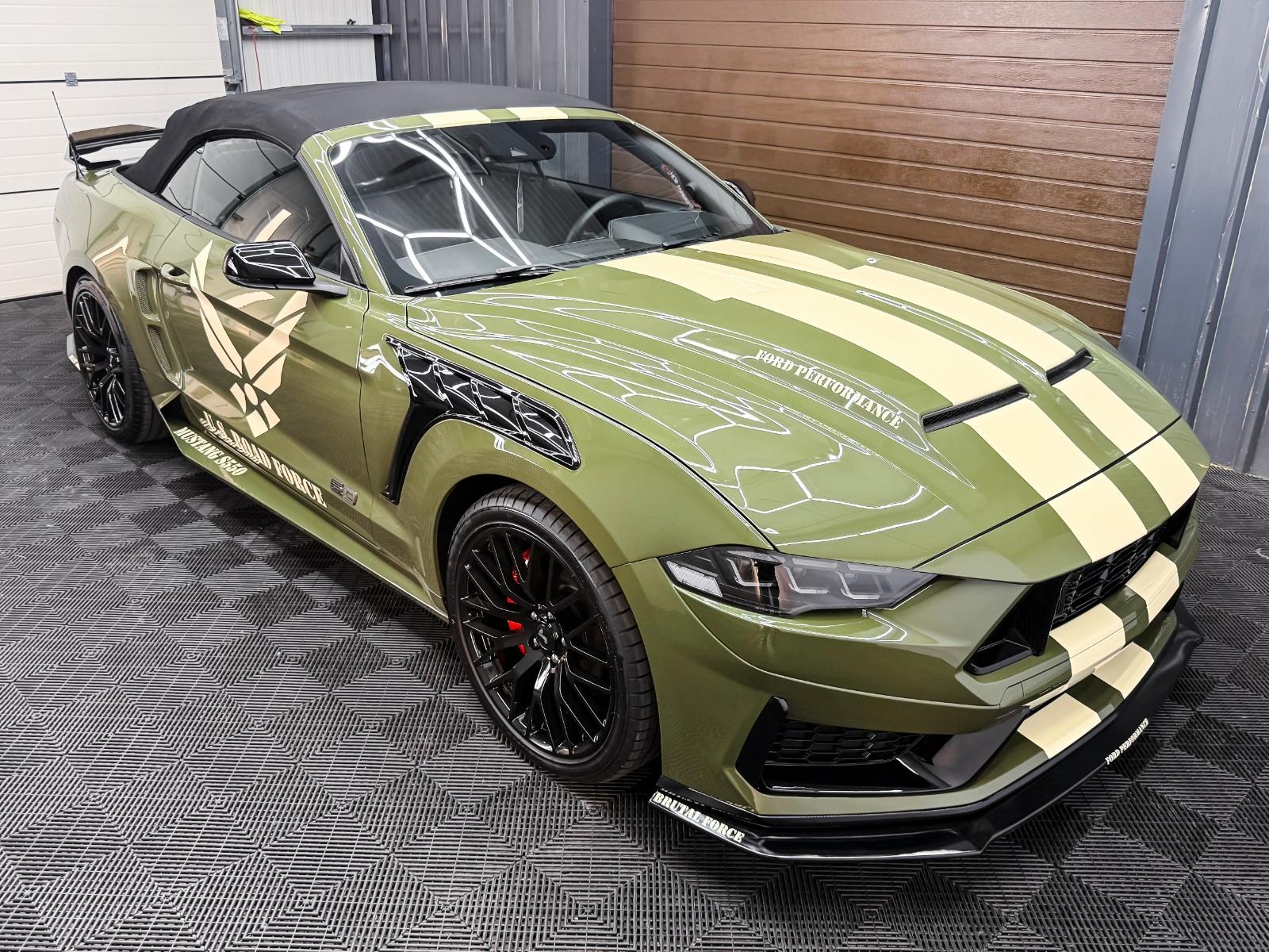 Ford Mustang GT V8 Dark Horse Look 5.0
